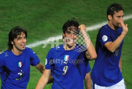 Pirlo , materazzi et totti 
